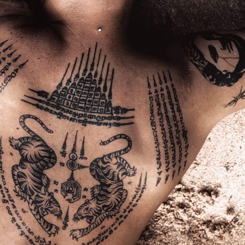 imagen de trabajo blackwork